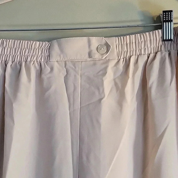 Maggie Sweet Elastic Waistband Pants 1X Petite Taupe - Picture 4 of 7